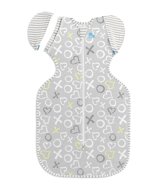 Borsa fasciatoio di transizione Swaddle Up™ Bamboo Light Grey Kisses