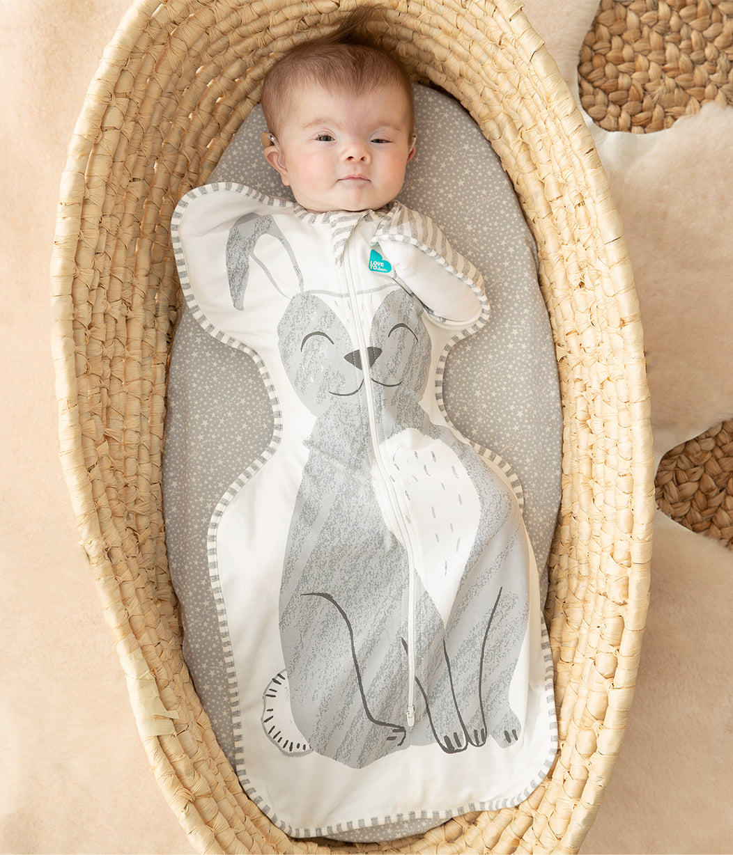 Borsa Swaddle Up™ originale Stevie il coniglio grigio